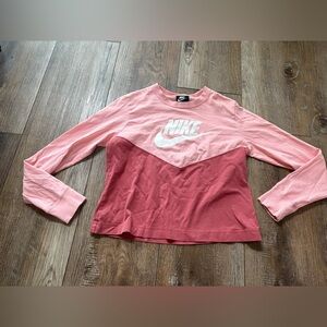 Nike Women's Two-Tone Pink Long Sleeve Tee medium